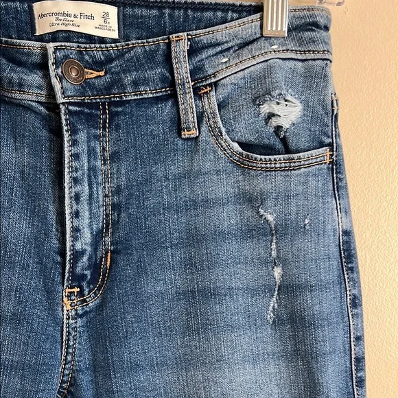 Abercrombie The Flare Ultra High Rise Jean - Picture 6 of 8